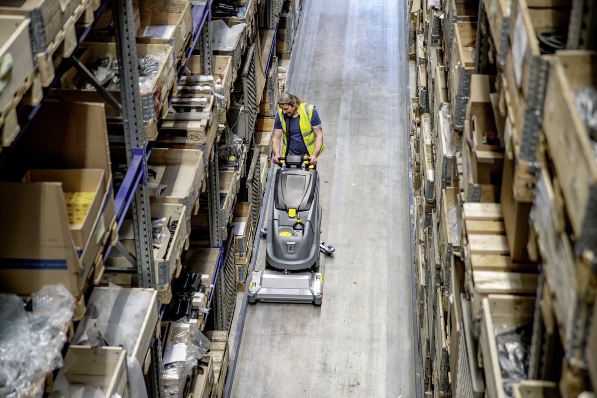 Kärcher Professional | B 80 W Bp + R65 +AGM - Image 3