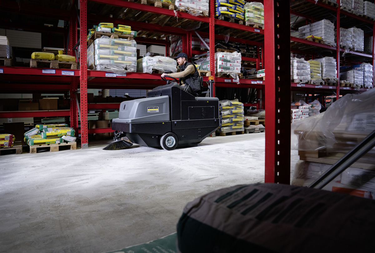 Kärcher KM 105 / 180 R Bp + AGM - Image 3