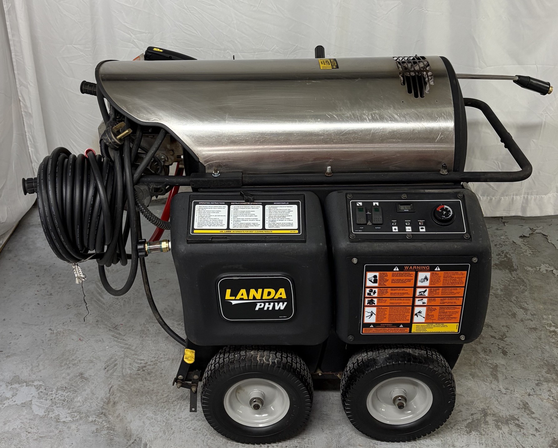 USED-LANDAPHW4-22024A-9889____